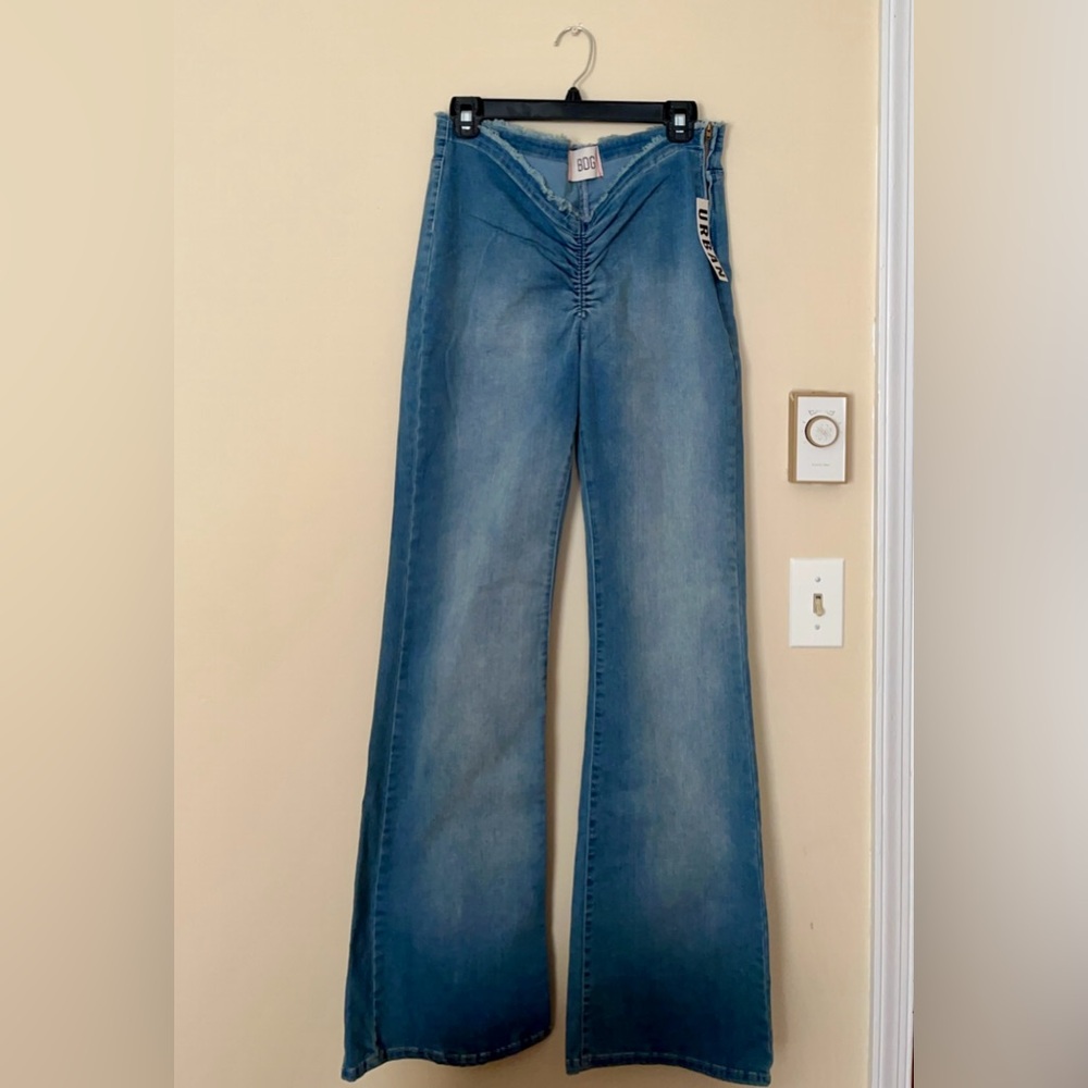Brand new urban outfitters ruched V front flare jeans